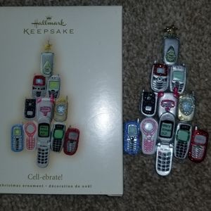 Hallmark 2007 Cell-ebrate Ornament